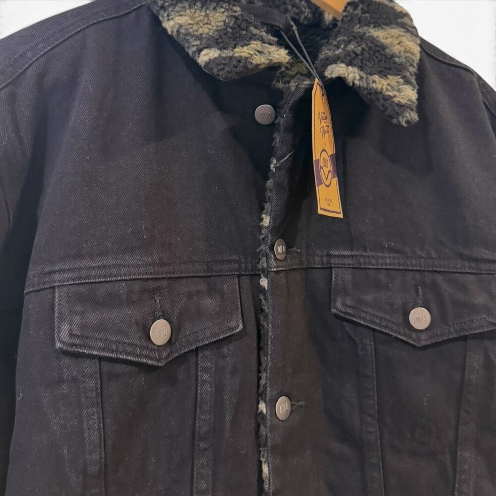 QILO x BCS Sherpa Trucker Jacket Subdued Southwest Black Denim Large NWT - Picture 4 of 6